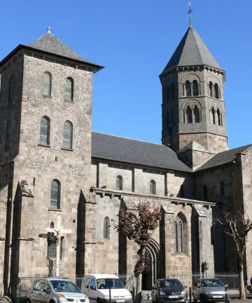 MAURIAC