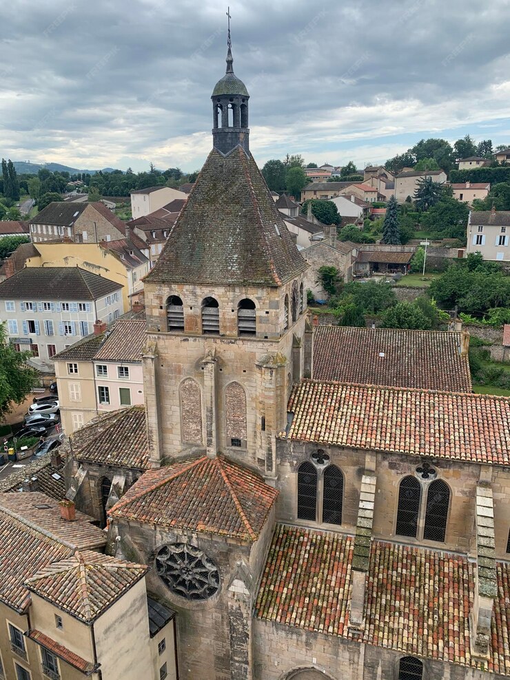 Visit Cluny France